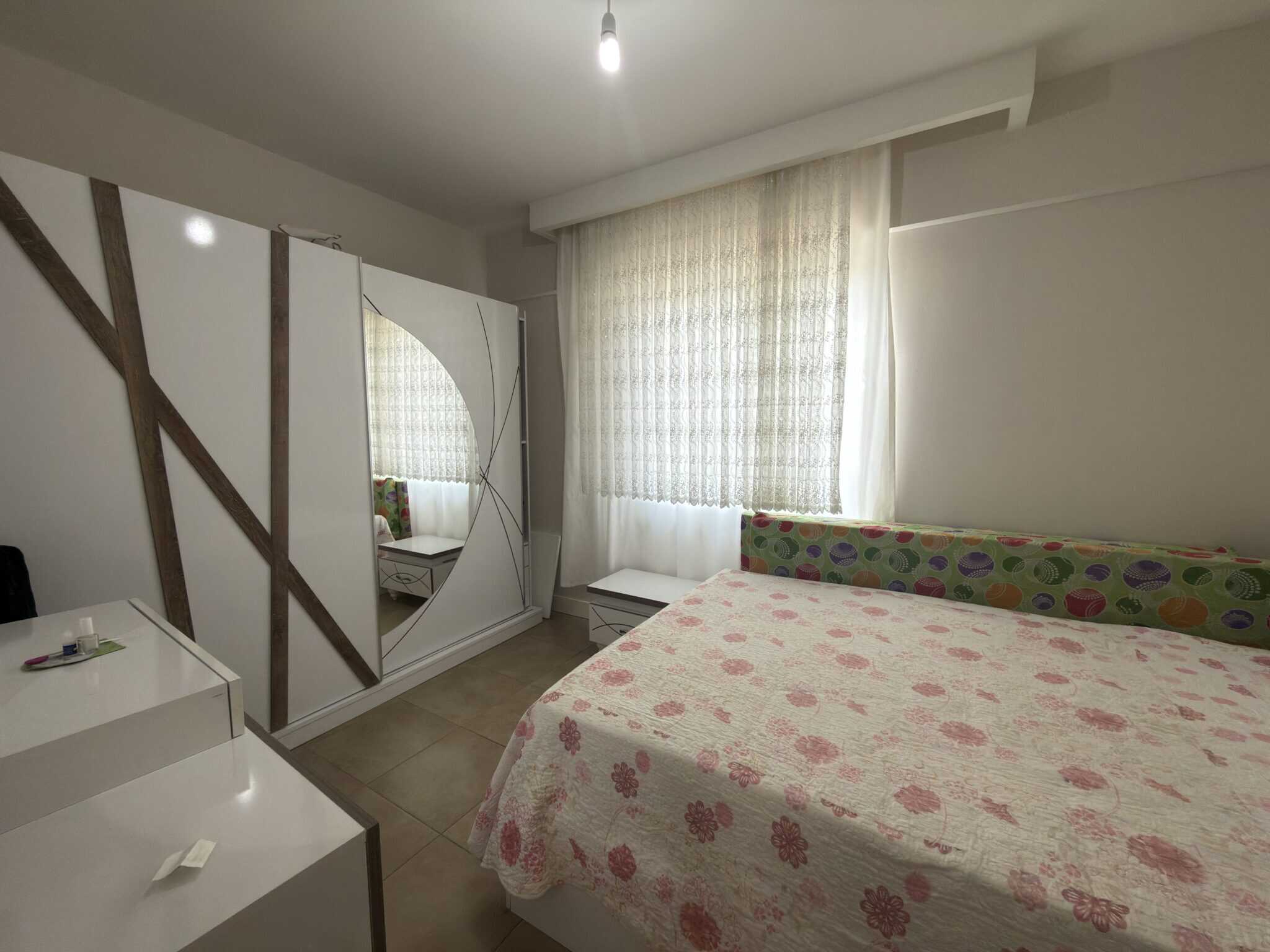 Продается меблированная квартира 2+1 в жилом комплексе Queenaba 3 Site, Каргипынары, Эрдемли, Мерсин