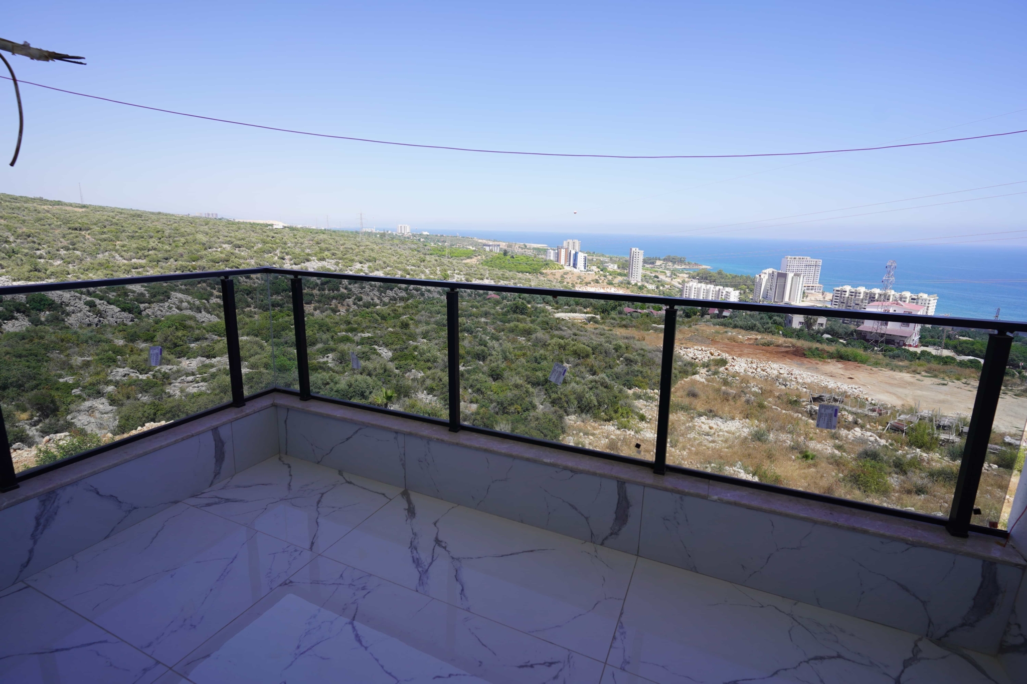 VIP09230 Mersin Ayaş Divane Park Rezidans Eşyalı1+1 daire