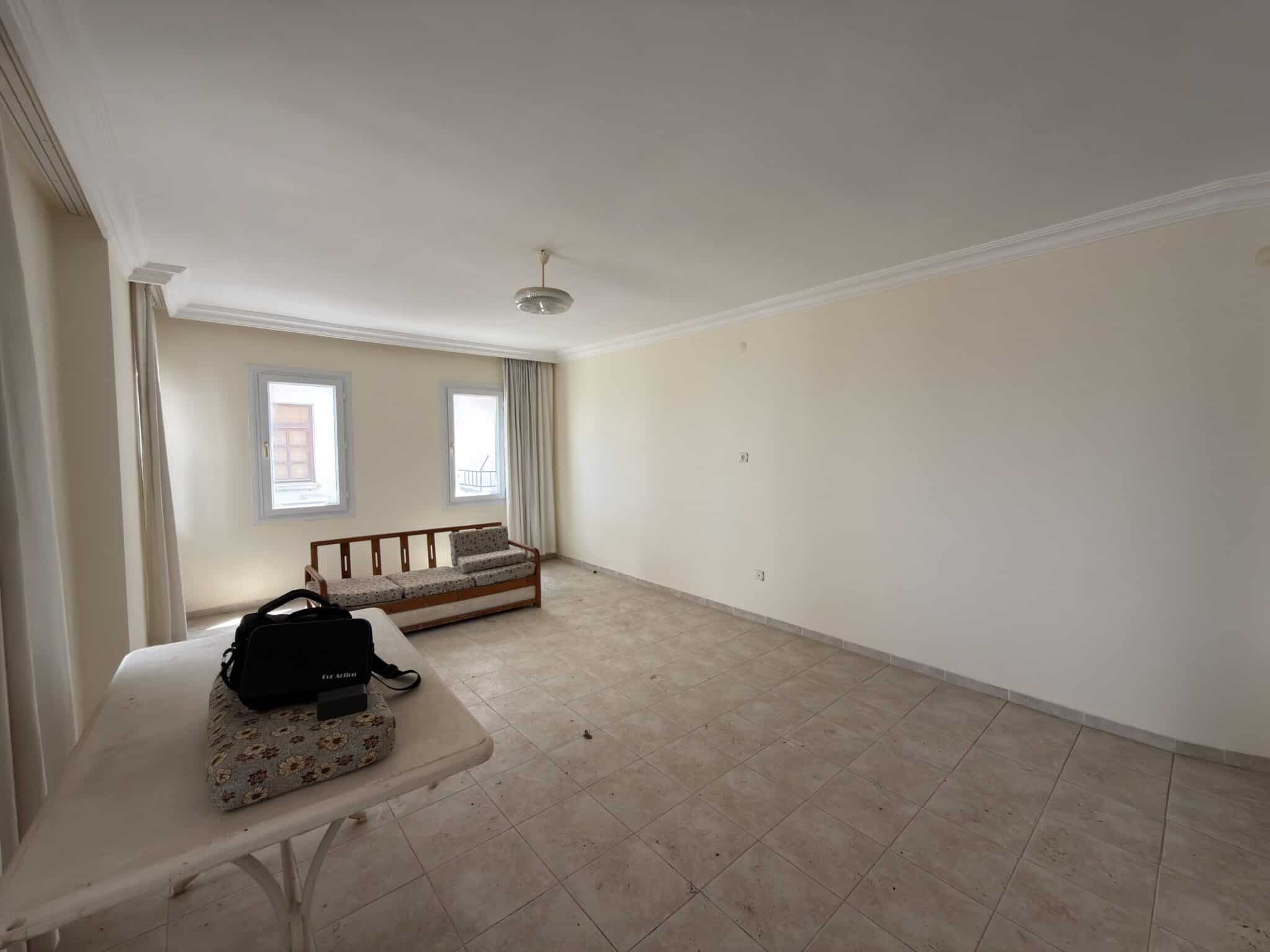 Mersin Erdemli Limonlu Denize Sıfır Benim Tatil  Sitesi  Satılık 2+1 Deniz Manzaralı  Daire