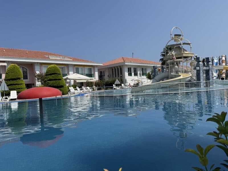 Mersin Silifke Atayurt Begonvilla Sitesi 1+1 Eşyalı Satılık Bahçe Katı Daire