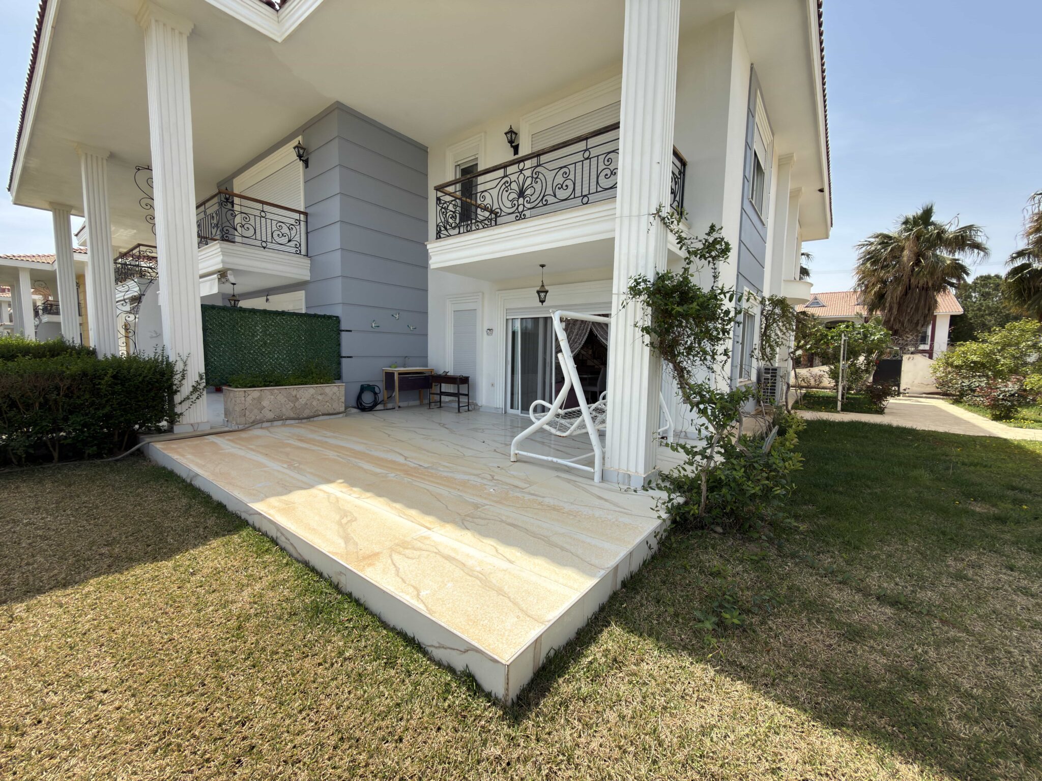 Hoekvilla met 4+1 slaapkamers te koop in Marpessa Vip 1, Atayurt, Silifke, Mersin