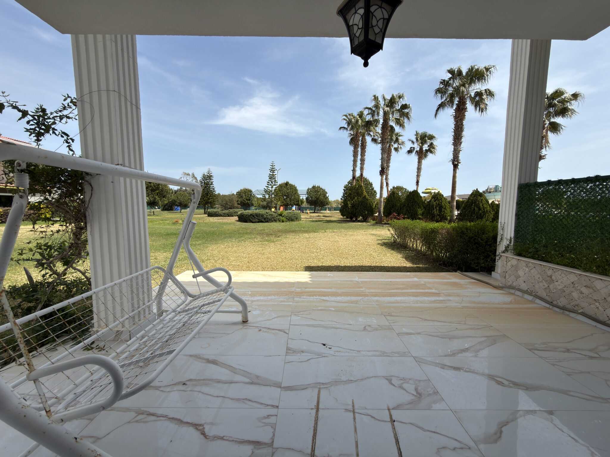 Hoekvilla met 4+1 slaapkamers te koop in Marpessa Vip 1, Atayurt, Silifke, Mersin