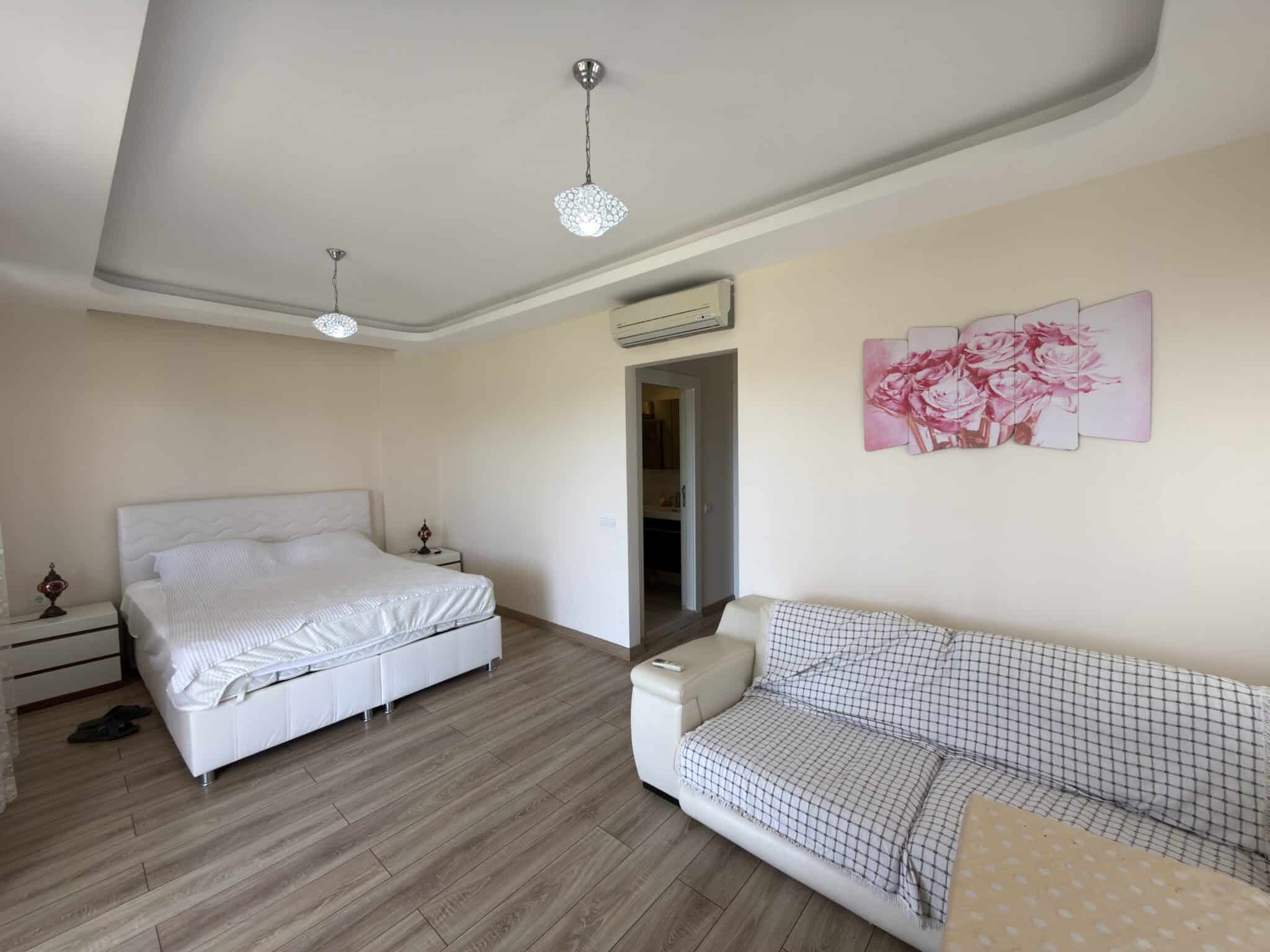 Hoekvilla met 4+1 slaapkamers te koop in Marpessa Vip 1, Atayurt, Silifke, Mersin