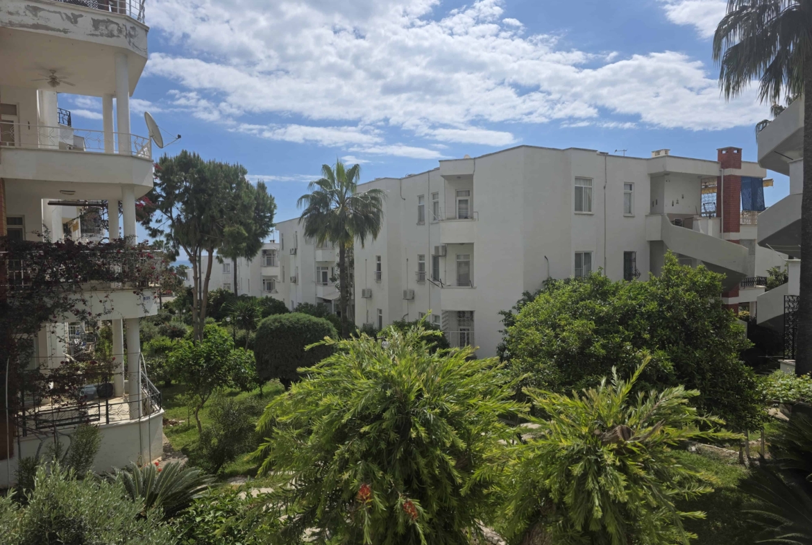 Gemeubileerd 3+1 terrasappartement te koop in Altınportakal, Kumkuyu, Erdemli, Mersin