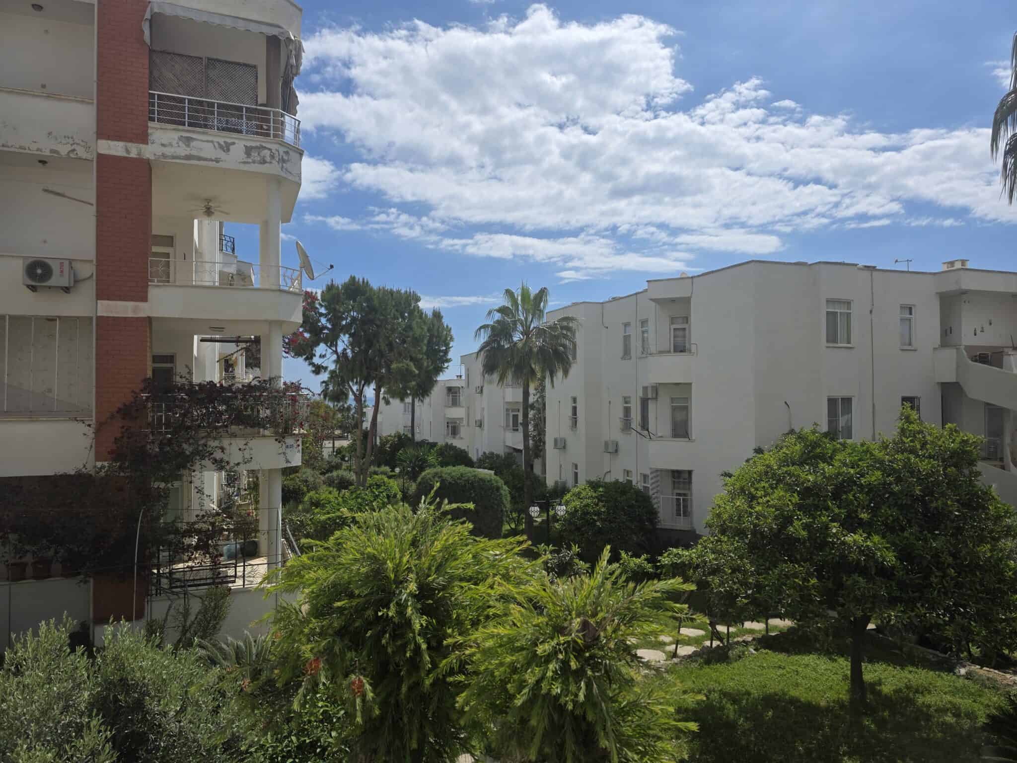 Gemeubileerd 3+1 terrasappartement te koop in Altınportakal, Kumkuyu, Erdemli, Mersin