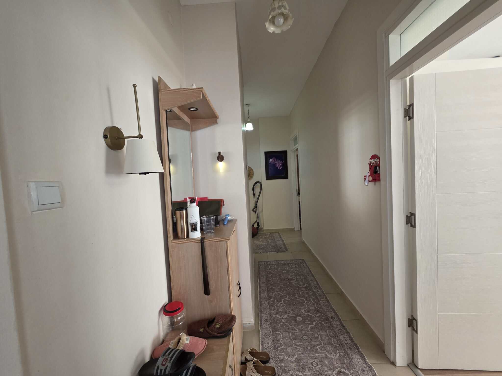 Gemeubileerd 3+1 terrasappartement te koop in Altınportakal, Kumkuyu, Erdemli, Mersin