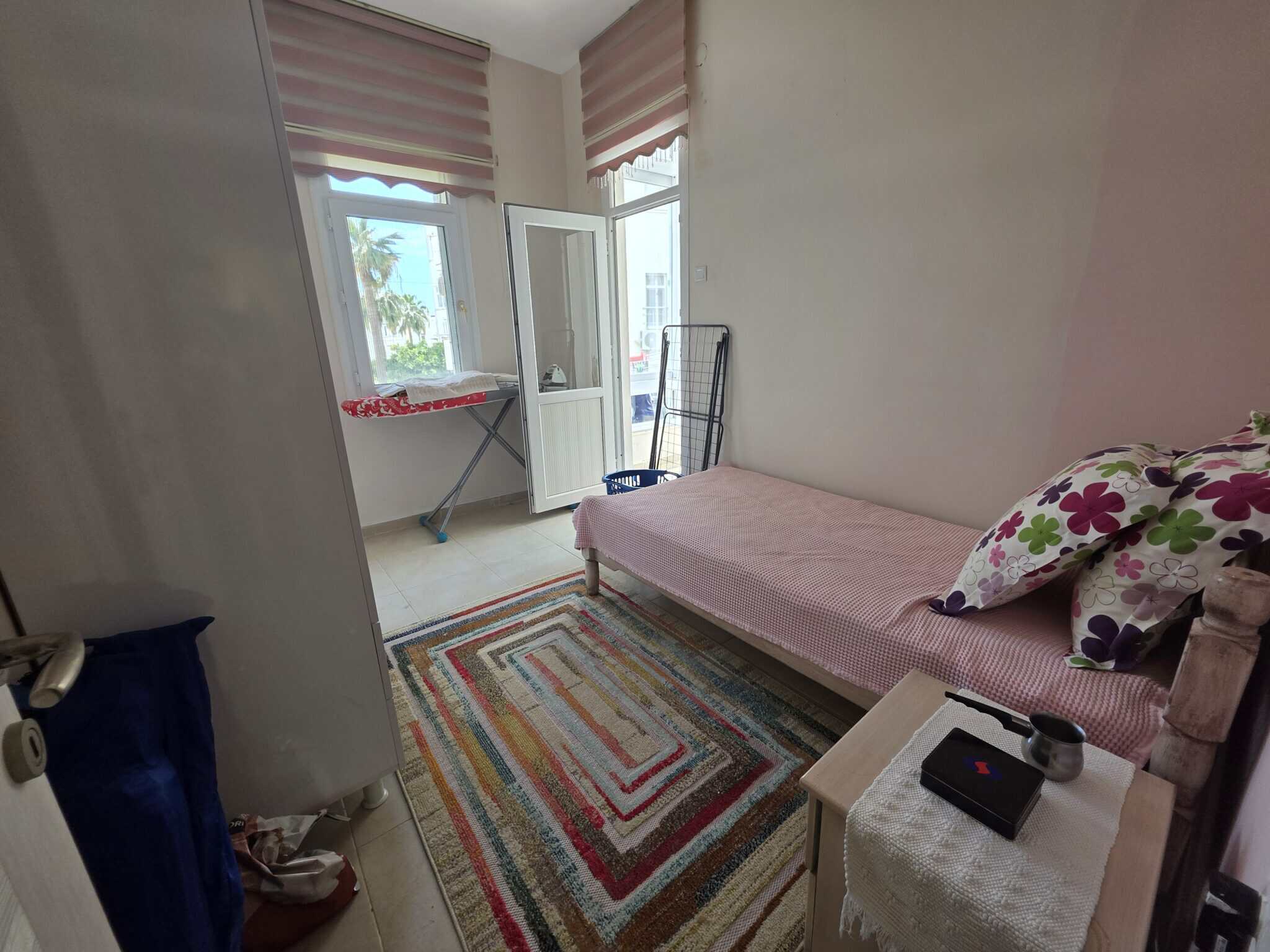 Gemeubileerd 3+1 terrasappartement te koop in Altınportakal, Kumkuyu, Erdemli, Mersin