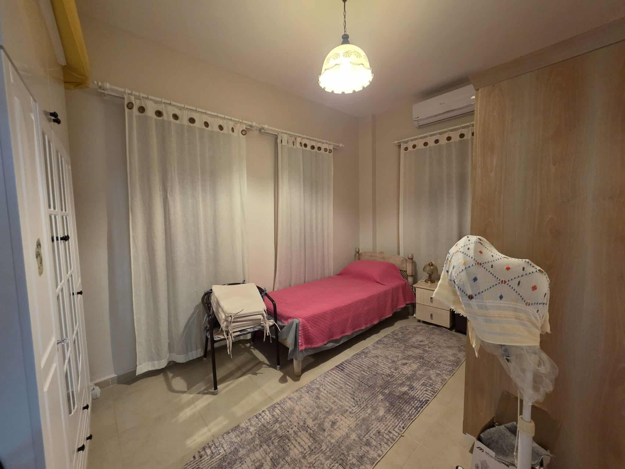 Gemeubileerd 3+1 terrasappartement te koop in Altınportakal, Kumkuyu, Erdemli, Mersin