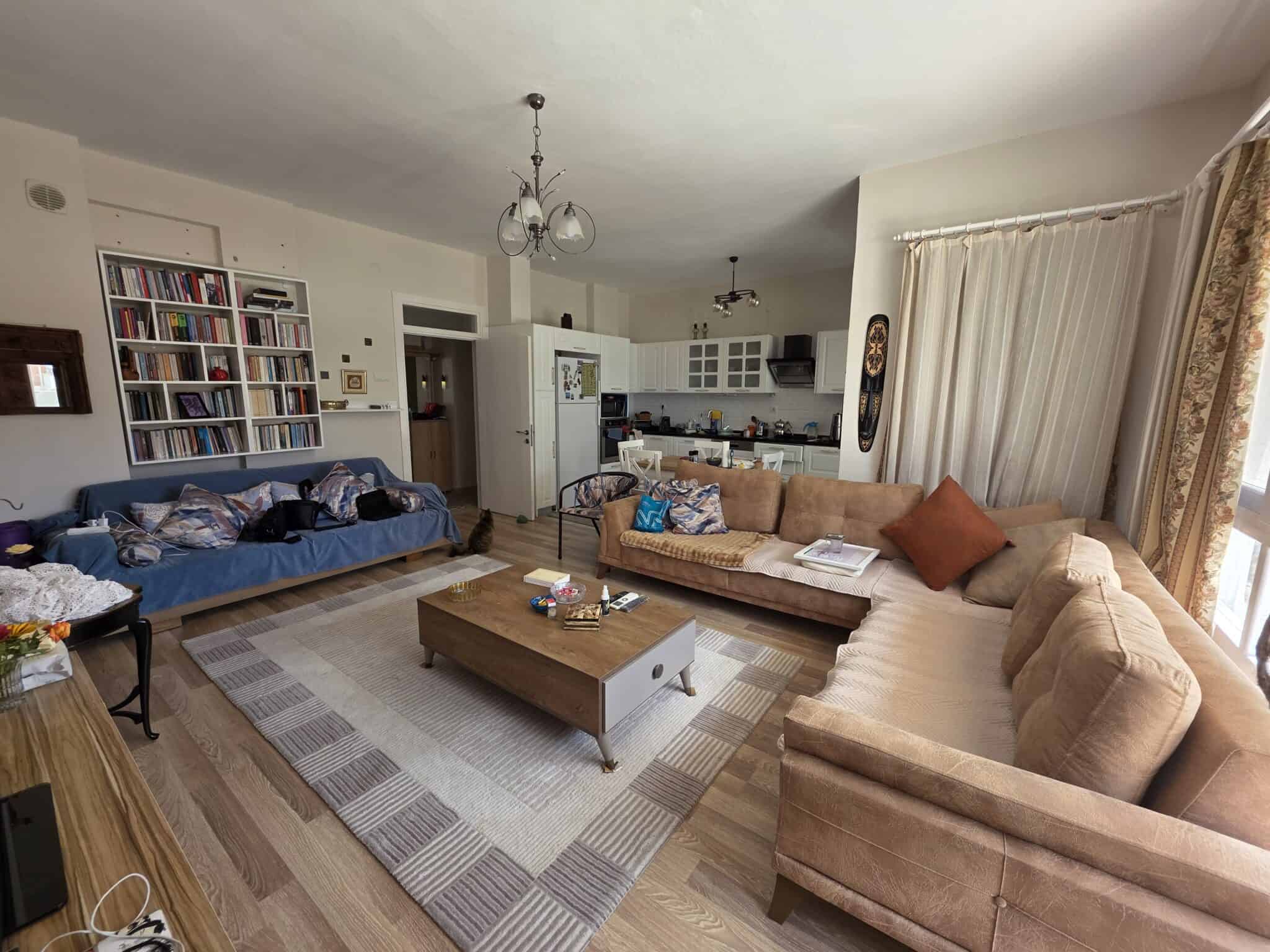 Gemeubileerd 3+1 terrasappartement te koop in Altınportakal, Kumkuyu, Erdemli, Mersin