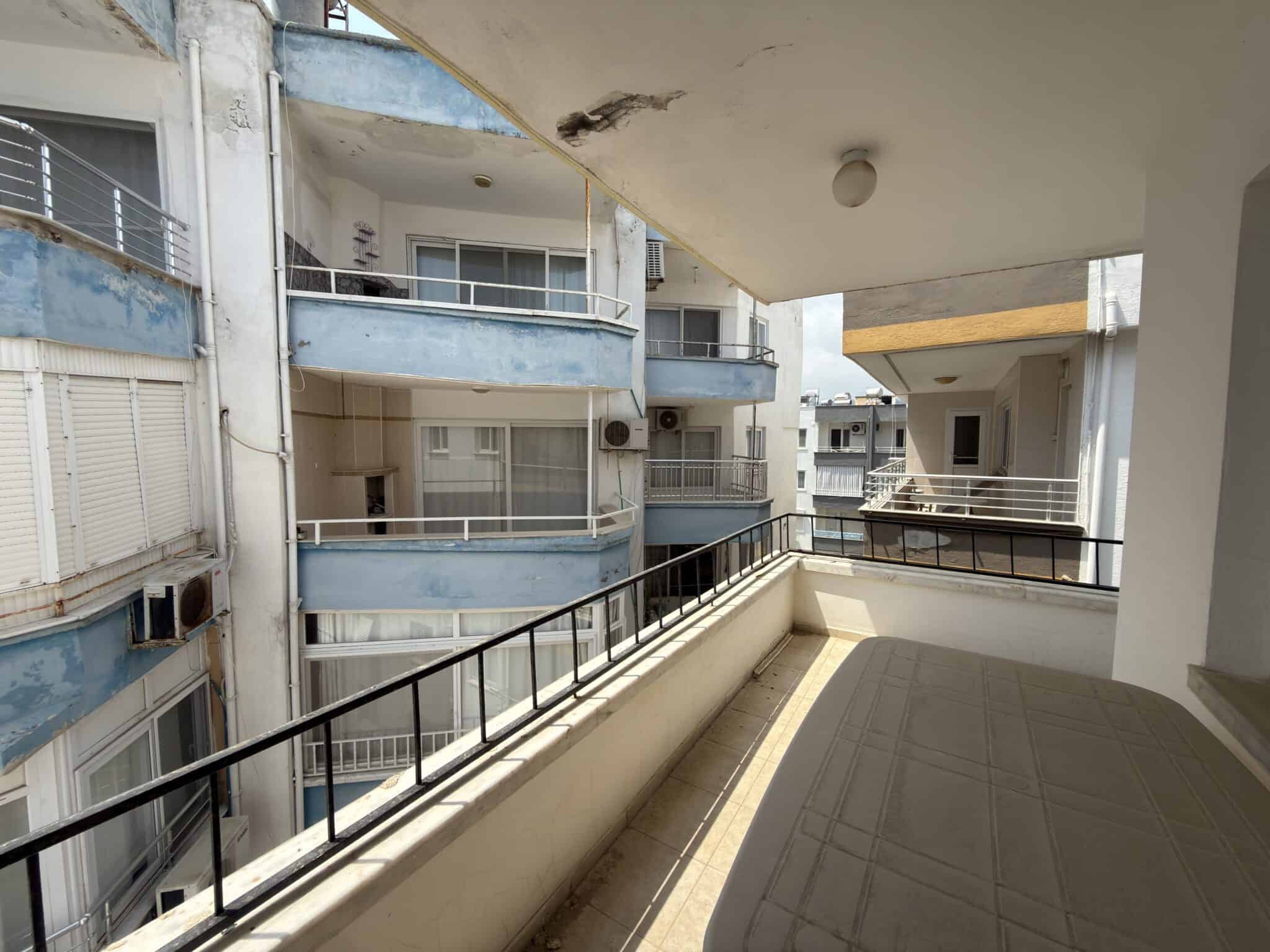 Mersin Erdemli Limonlu Denize Sıfır Benim Tatil  Sitesi  Satılık 3+1   Daire