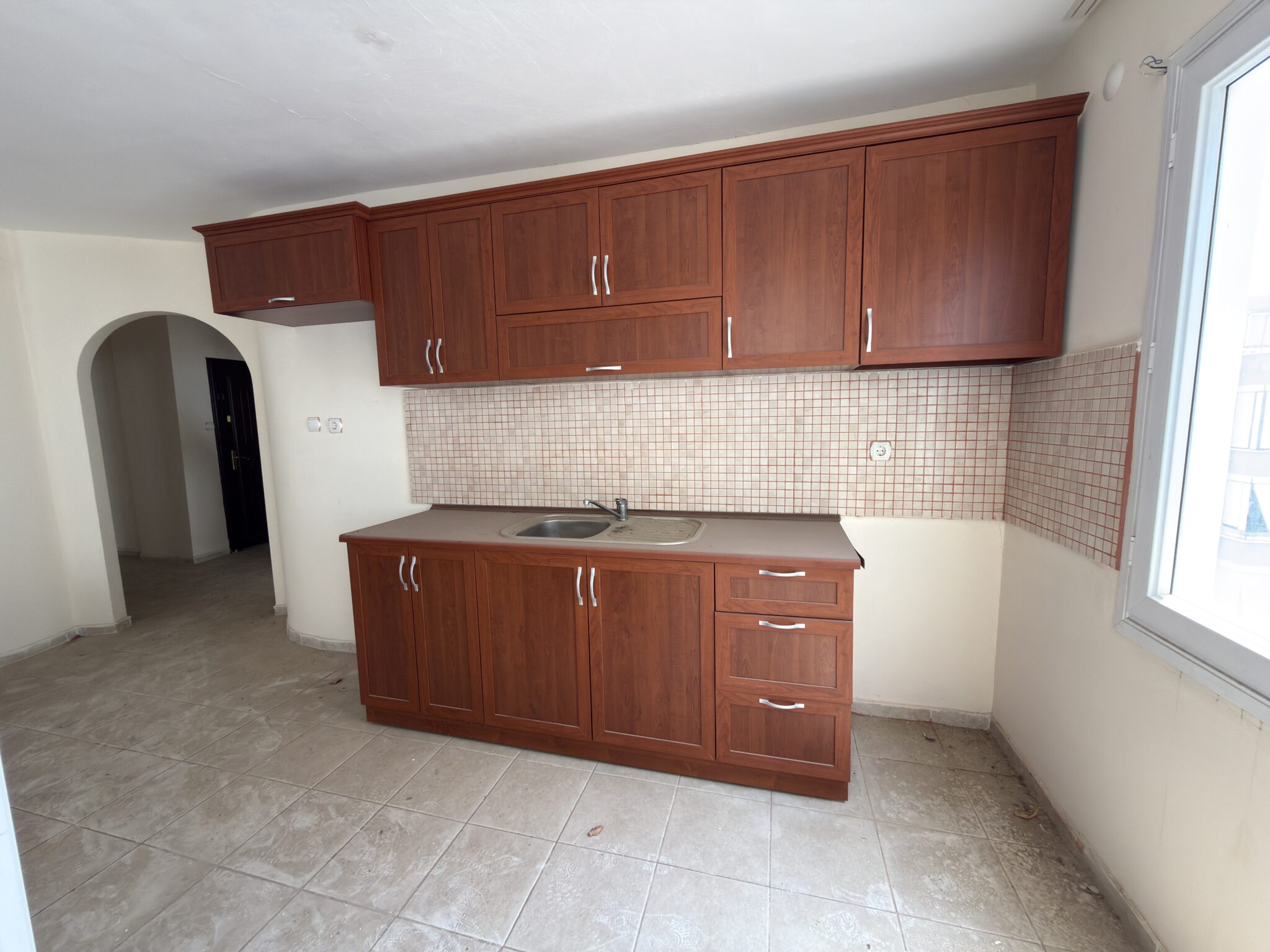 Mersin Erdemli Limonlu Denize Sıfır Benim Tatil  Sitesi  Satılık 3+1   Daire