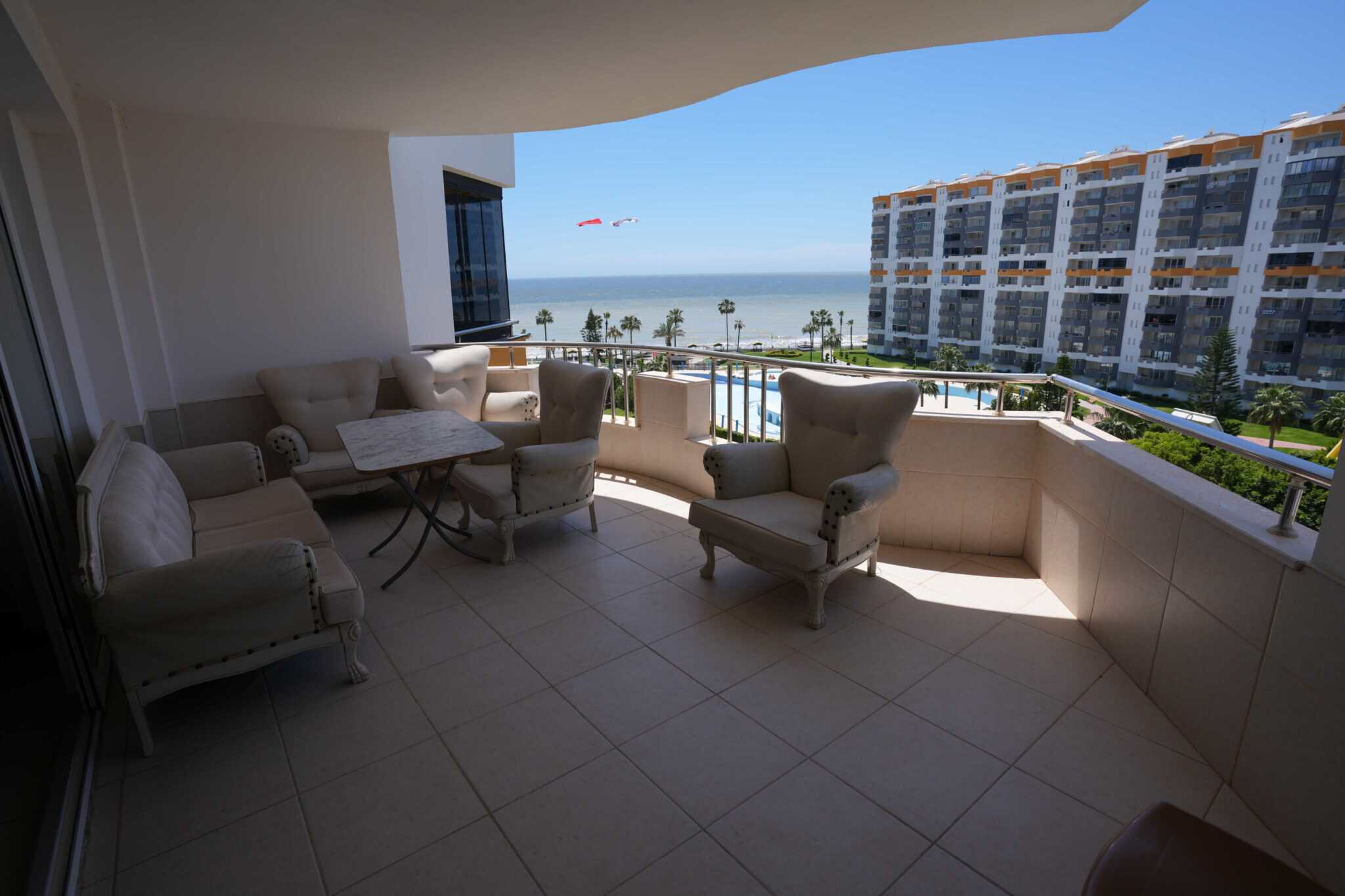 Mersin Kargıpınarı Queenaba Sitesi Eşyalı Satılık 3+1 Bakımlı Daire