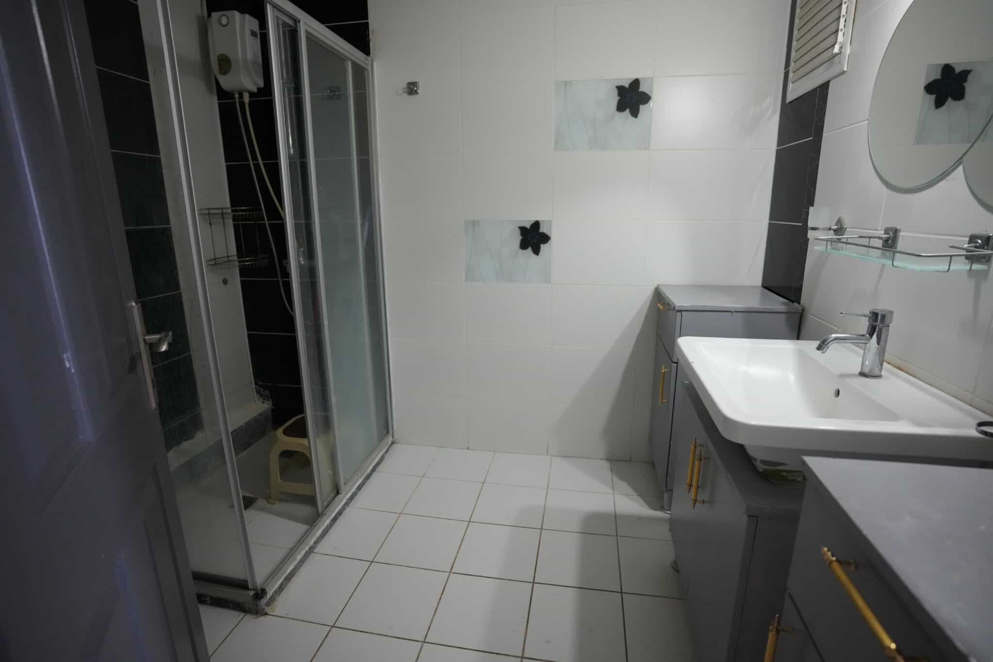 Mersin Kargıpınarı Queenaba Sitesi Eşyalı Satılık 3+1 Bakımlı Daire