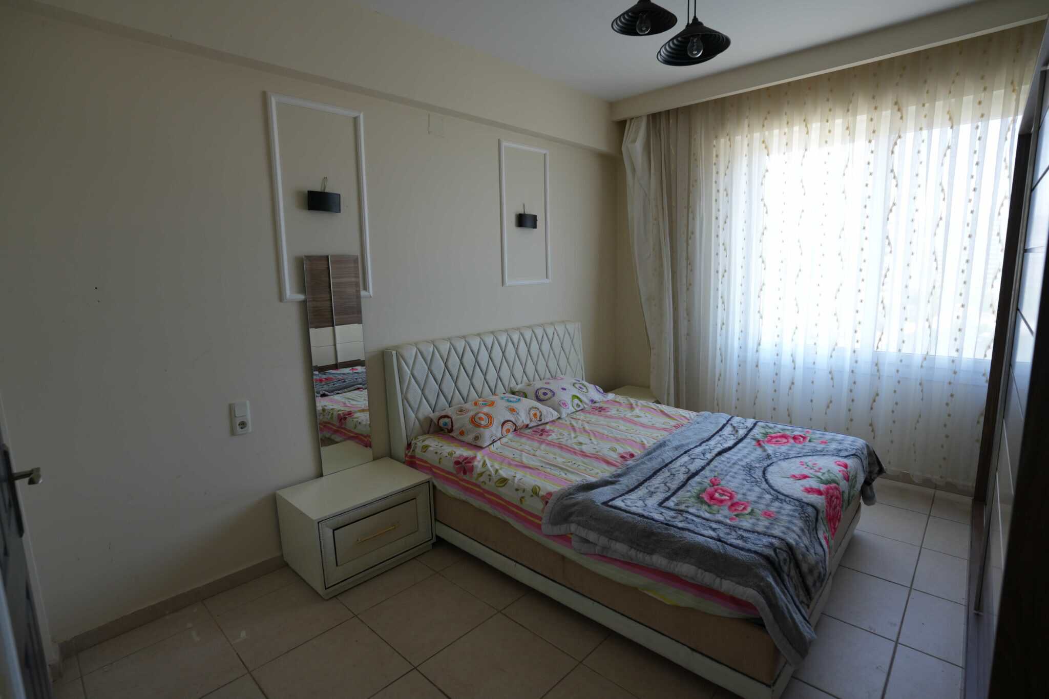 Mersin Kargıpınarı Queenaba Sitesi Eşyalı Satılık 3+1 Bakımlı Daire