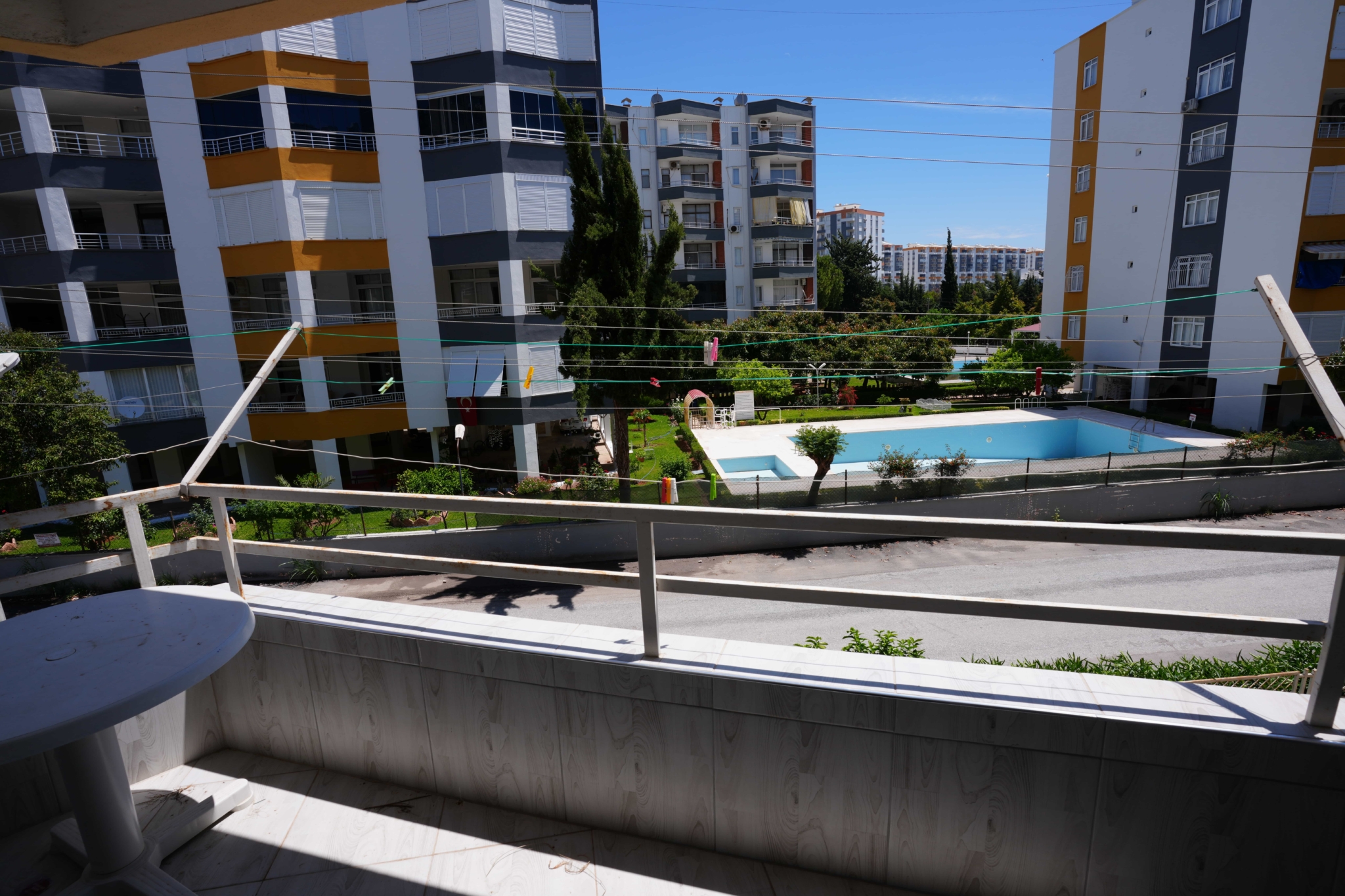 VIP01072 Mersin Erdemli Kargıpınarı Gazikent Sitesi 2+1 Satılık Bakımlı Daire