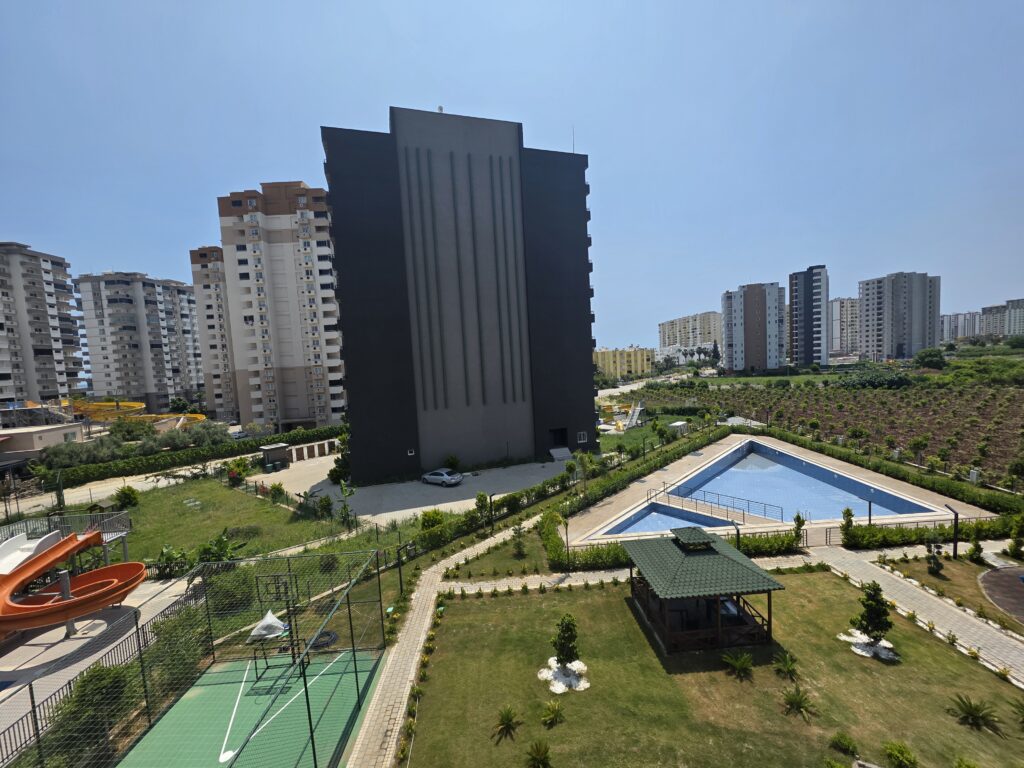 Mersin Erdemli Çeşmeli Emerald Deluxe Satılık 2+1  Aquapark Havuzlu Daire