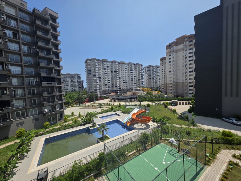 Mersin Erdemli Çeşmeli Emerald Deluxe Satılık 2+1  Aquapark Havuzlu Daire