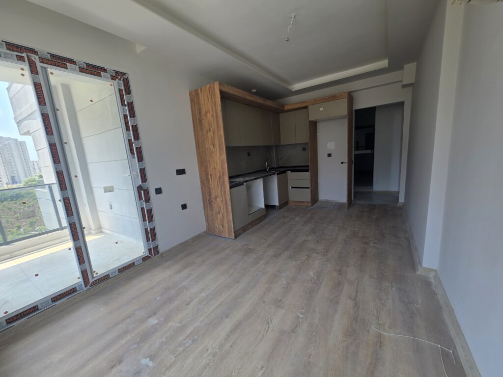 Mersin Erdemli Çeşmeli Emerald Deluxe Satılık 2+1  Aquapark Havuzlu Daire