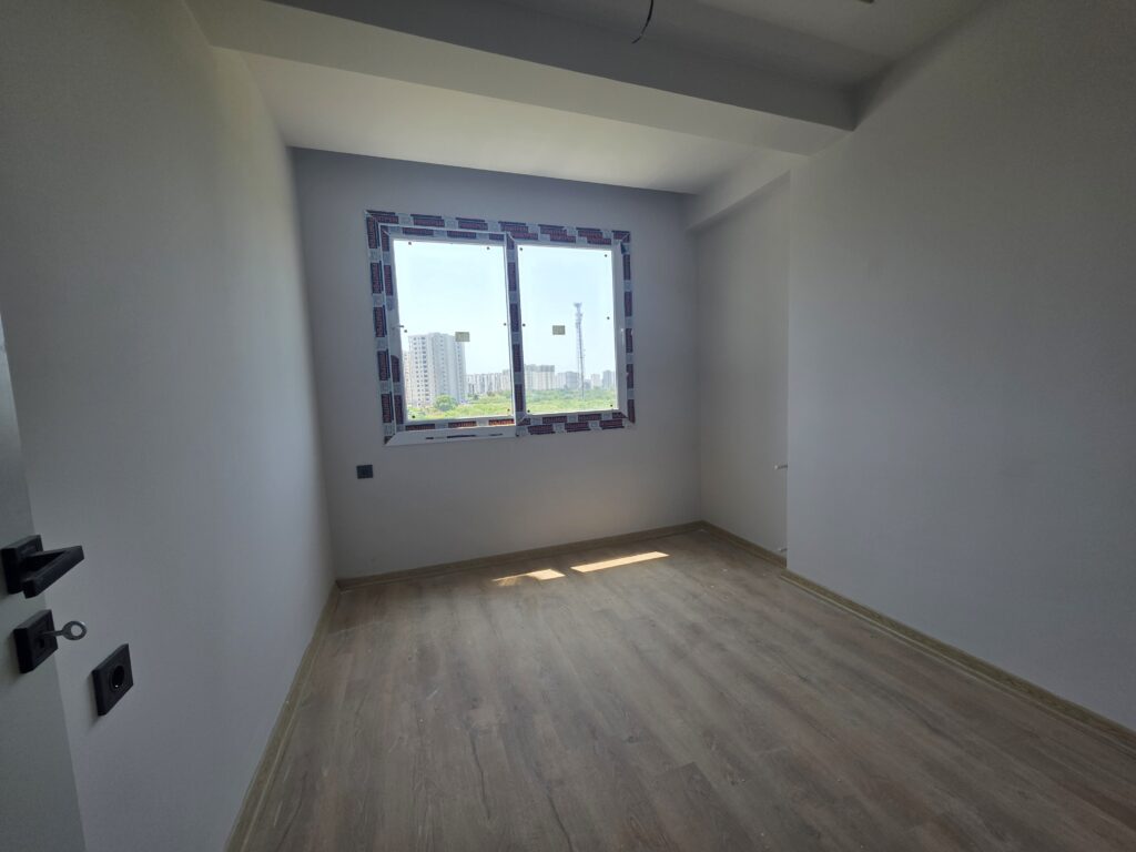 Mersin Erdemli Çeşmeli Emerald Deluxe Satılık 1+1 Ön Cephe Daire