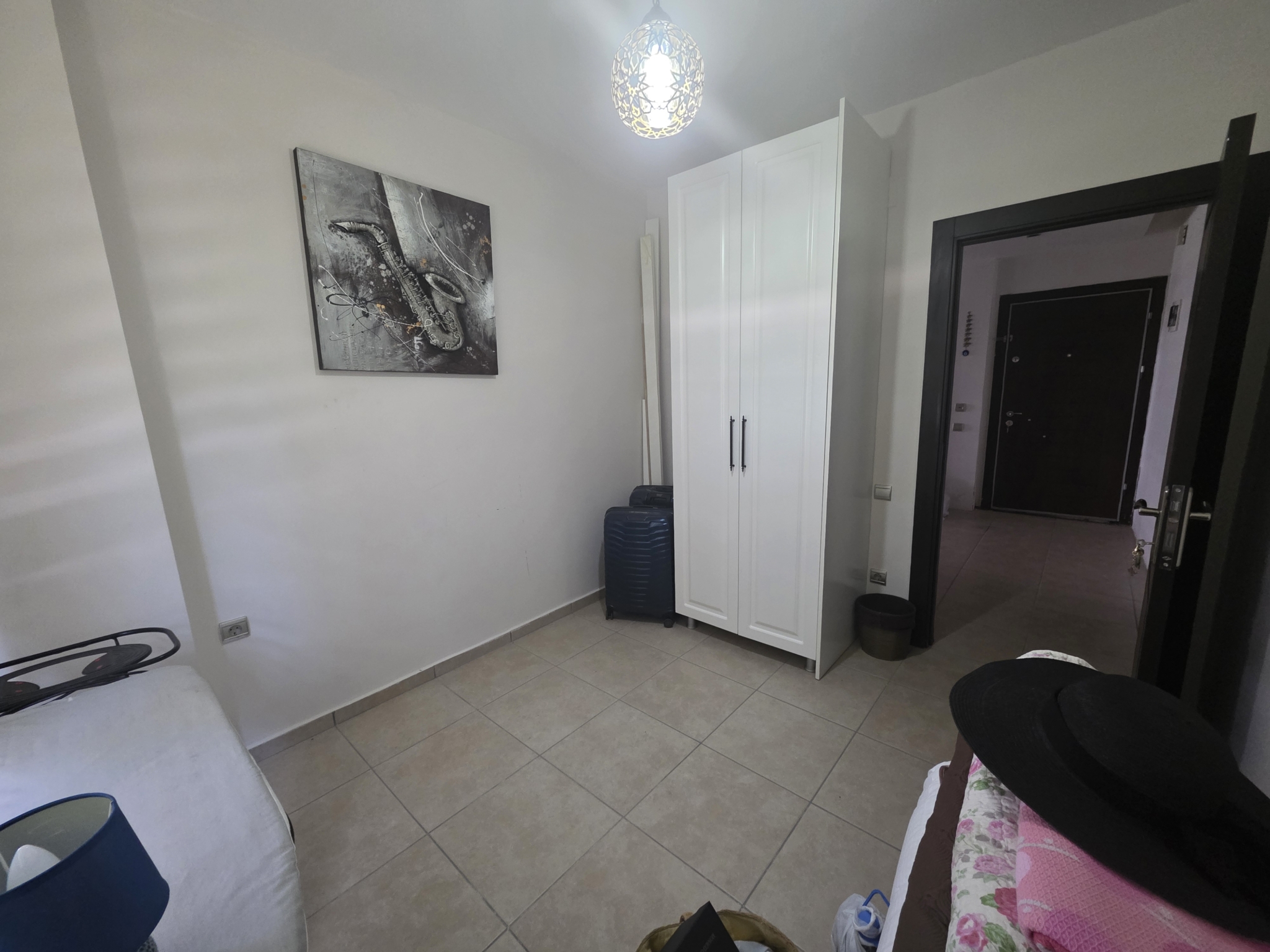 20260811_130721 Mersin Erdemli Denize Sıfır Altınportakal Sitesi Satılık 3+1 Bahçe Katı Daire