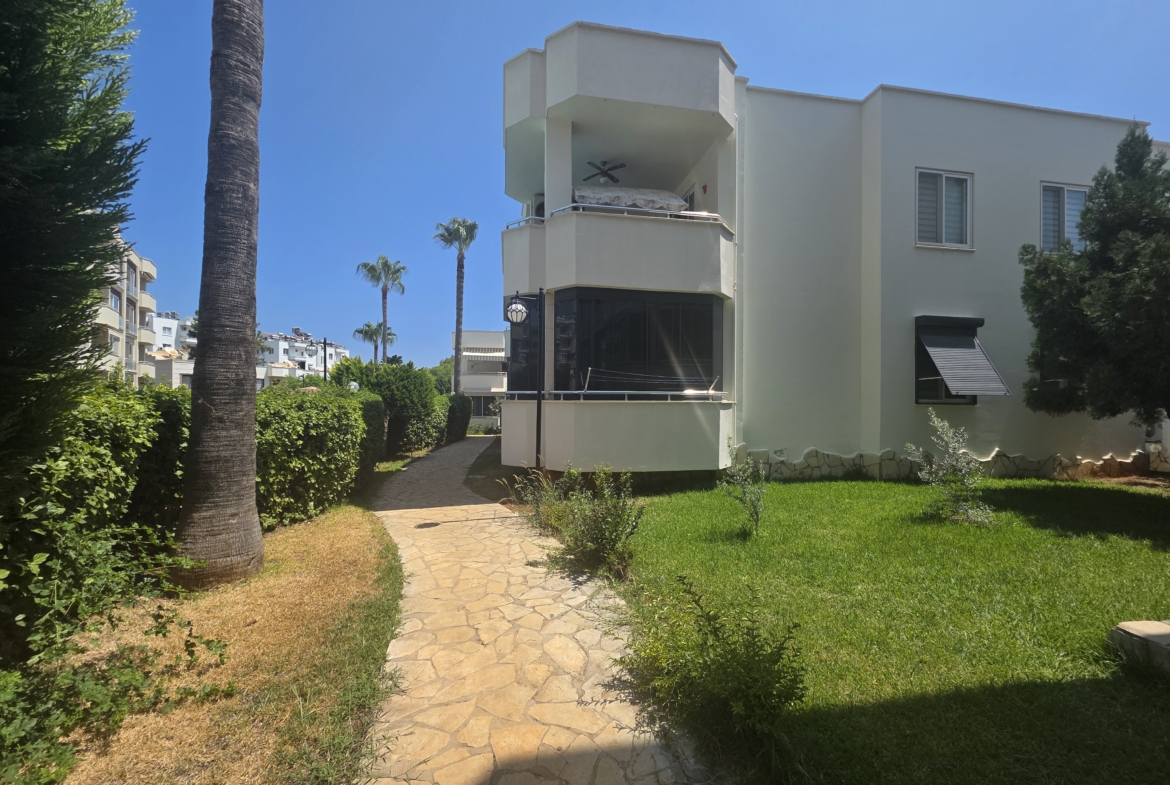 Mersin Erdemli Denize Sıfır Altınportakal Sitesi Satılık 3+1 Bahçe Katı  Daire