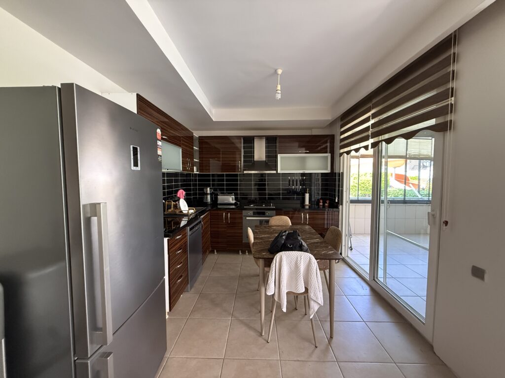 Appartement op de begane grond (3+1) te koop in Altınportakal, Erdemli, Mersin (aan zee)