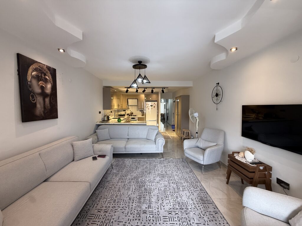 Mersin Erdemli Tömük Denize Sıfır Flamingo 8  Tatil Sitesi  Satılık 2+1 Eşyalı  Daire