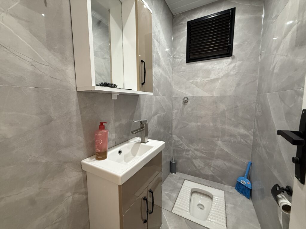 Mersin Erdemli Tömük Denize Sıfır Flamingo 8  Tatil Sitesi  Satılık 2+1 Eşyalı  Daire