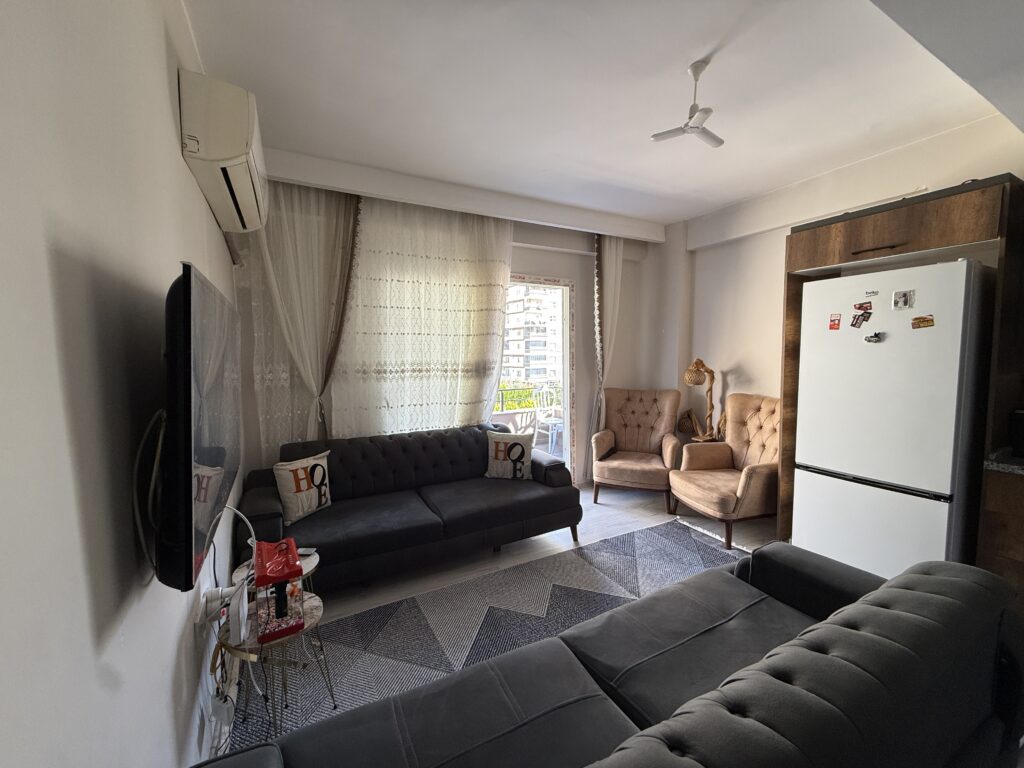 2+1 Apartment for Sale Near Erdemli Central Hospital in Mersin