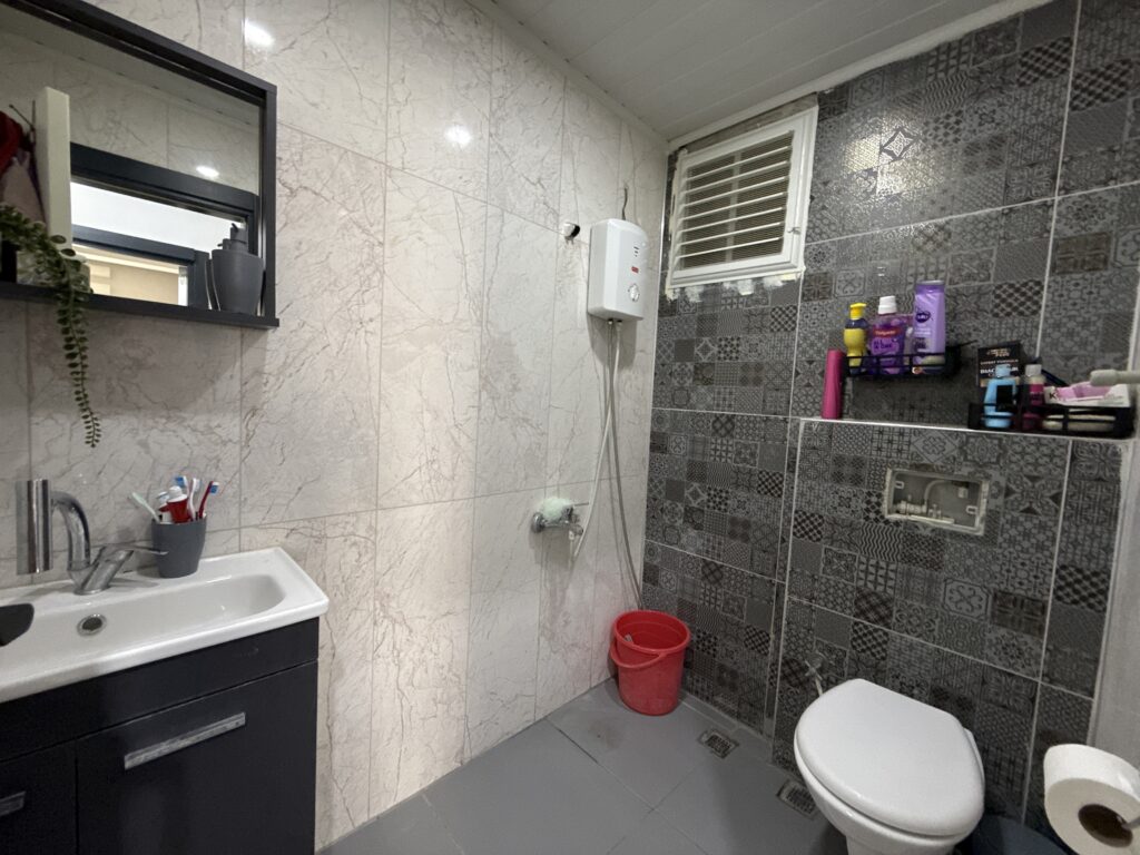 2+1 Apartment for Sale Near Erdemli Central Hospital in Mersin