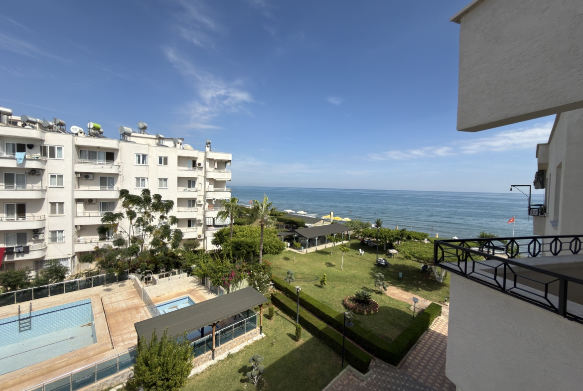 Mersin Erdemli Denize Sıfır Gümüşkum Sitesi Satılık 1+1 Daire