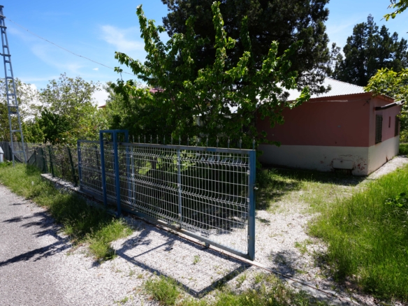 Mersin Erdemli Avgadı Yaylası 550 m2 Arsa İçinde Satılık 2+1 Daire