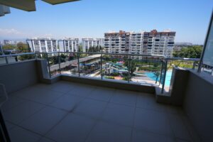 Gemeubileerd appartement met 2+1 slaapkamers te koop in Mersin, Kargıpınarı Liparis Sunlife Site