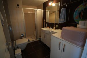 Gemeubileerd appartement met 2+1 slaapkamers te koop in Mersin, Kargıpınarı Liparis Sunlife Site