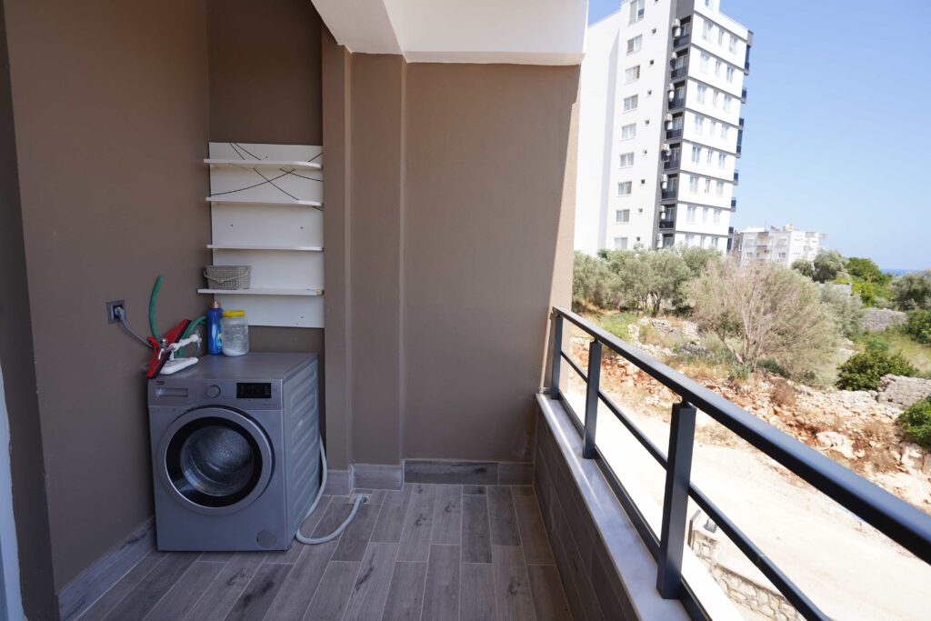 Mersin Ayaş Canpolat Merso Sitesi 1+1 Eşyalı Daire
