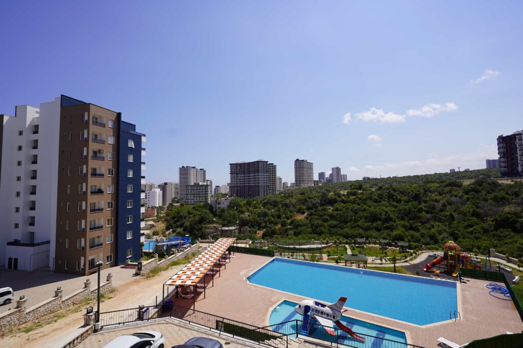 Mersin Ayaş Canpolat Merso Sitesi 1+1 Eşyalı Daire
