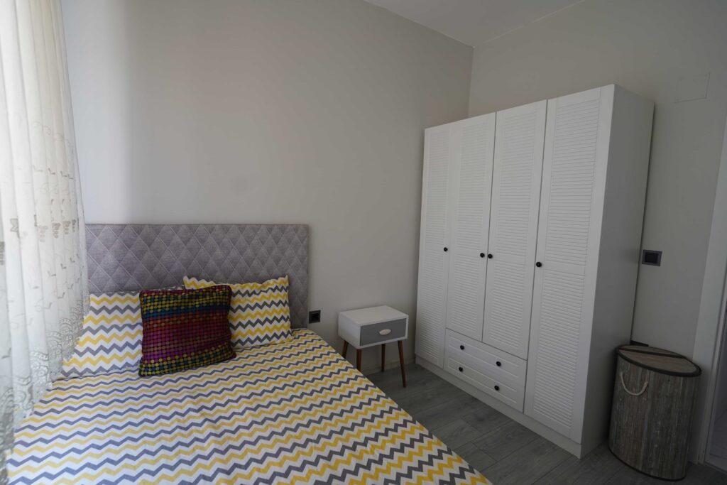 Mersin Ayaş Canpolat Merso Sitesi 1+1 Eşyalı Daire