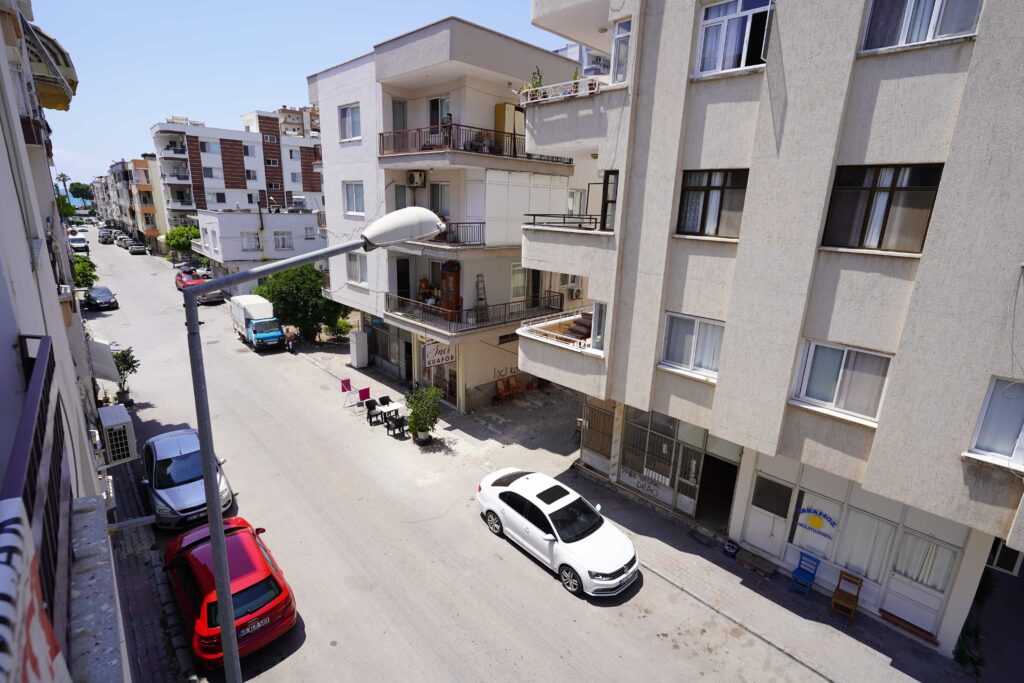 3+1 Apartment for Sale in Mersin Erdemli Center, 2nd Beach Road