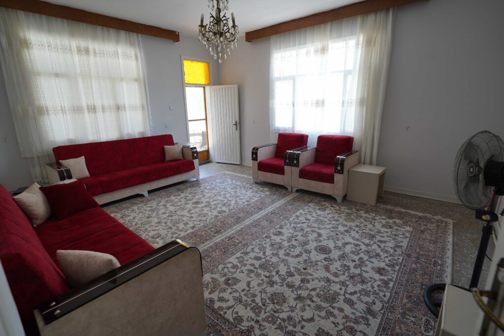 3+1 Apartment for Sale in Mersin Erdemli Center, 2nd Beach Road