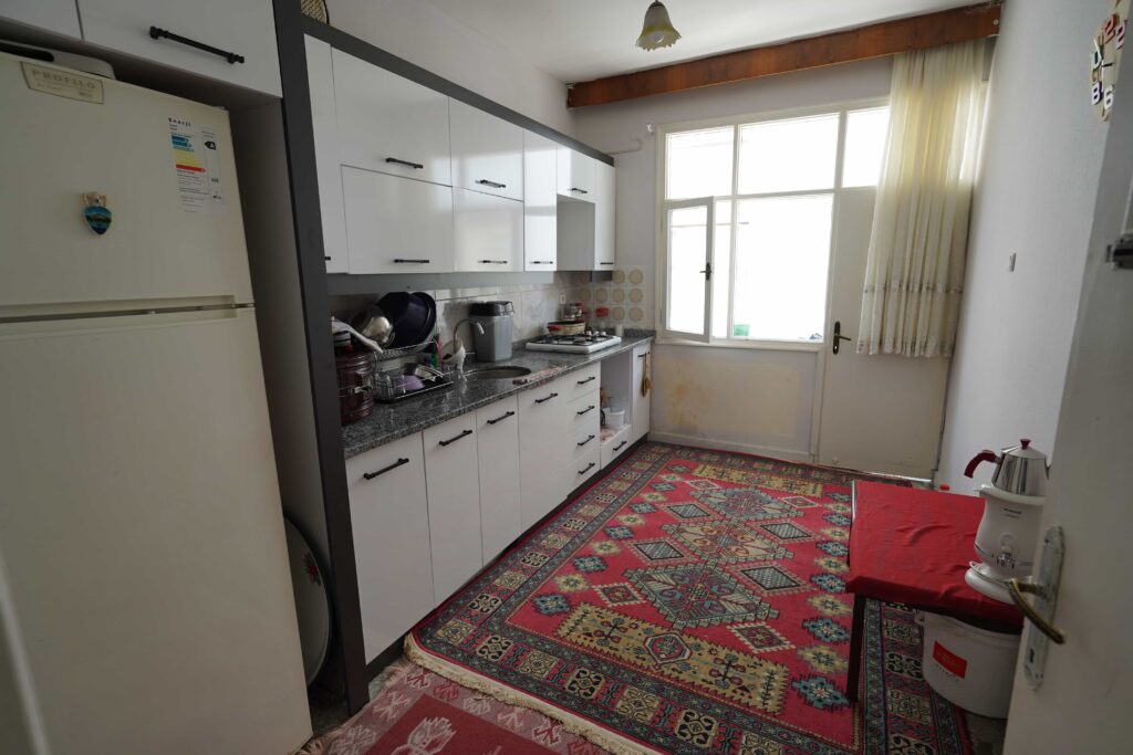 3+1 Apartment for Sale in Mersin Erdemli Center, 2nd Beach Road