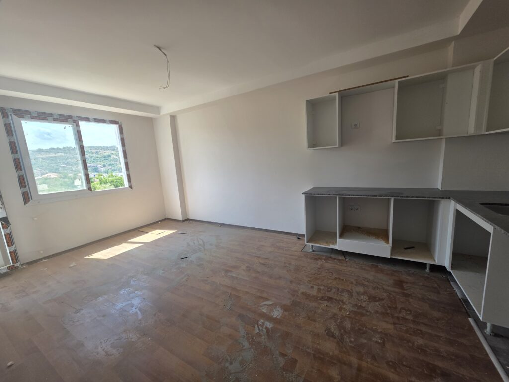 1+1 Apartment for Sale in Limonlu, Erdemli, Mersin - Affordable, Close to the Sea