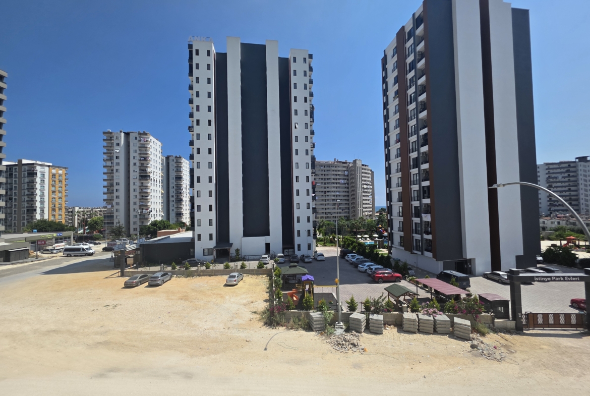 Mersin Erdemli Tömük Yatay Mimari Mitanni Garden Satılık 1+1  Daire