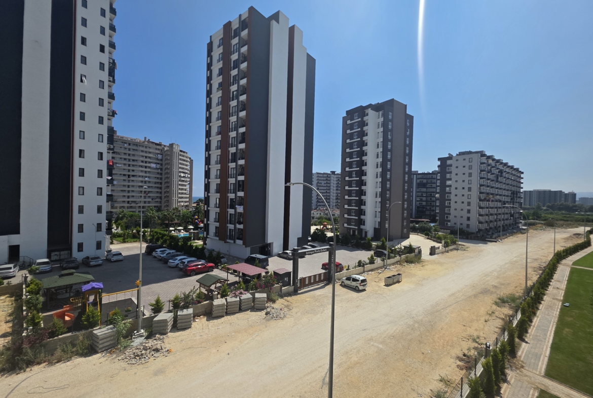 Mersin Erdemli Tömük Yatay Mimari Mitanni Garden Satılık 1+1  Daire