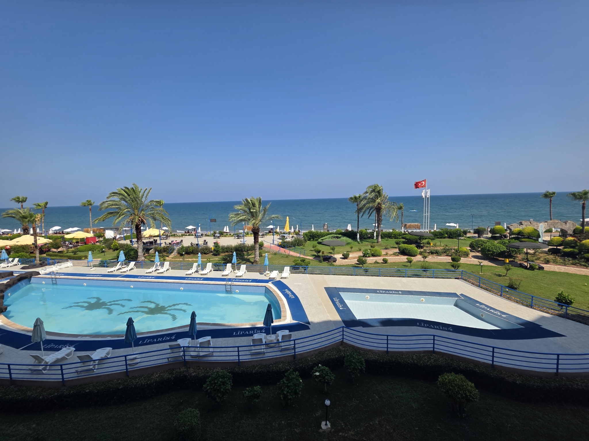 Mersin Erdemli Limonlu Denize Sıfır Liparis 4 Sitesi Satılık 2+1 Daire