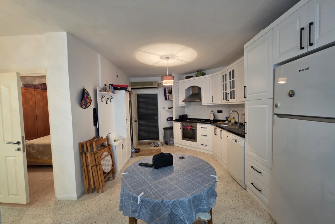 Mersin Erdemli Ayaş Denize Sıfır  Korikos Sitesi Eşyalı Satılık 2+1 Daire