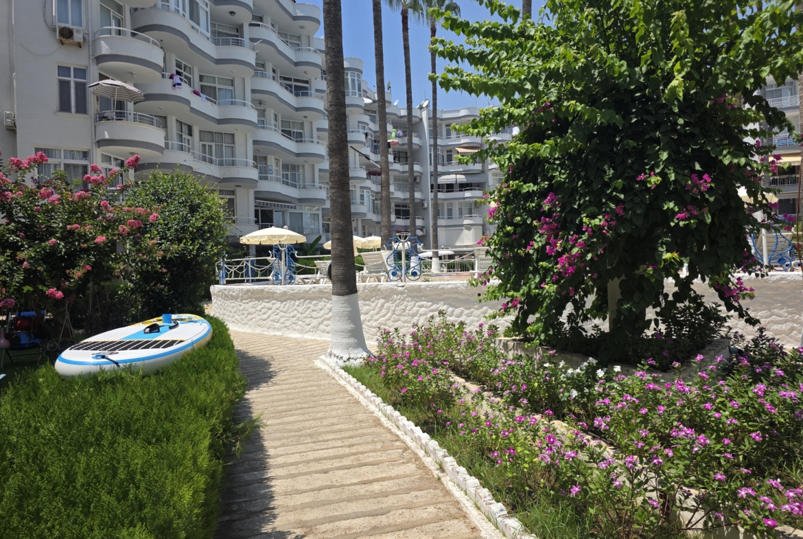 Mersin Erdemli Ayaş Denize Sıfır  Korikos Sitesi Eşyalı Satılık 2+1 Daire