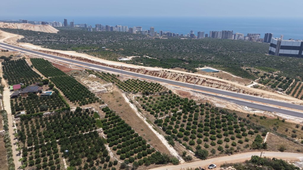 Mersin Erdemli Ayaş Yemişkumu Satılık Deniz Manzaralı Tarla