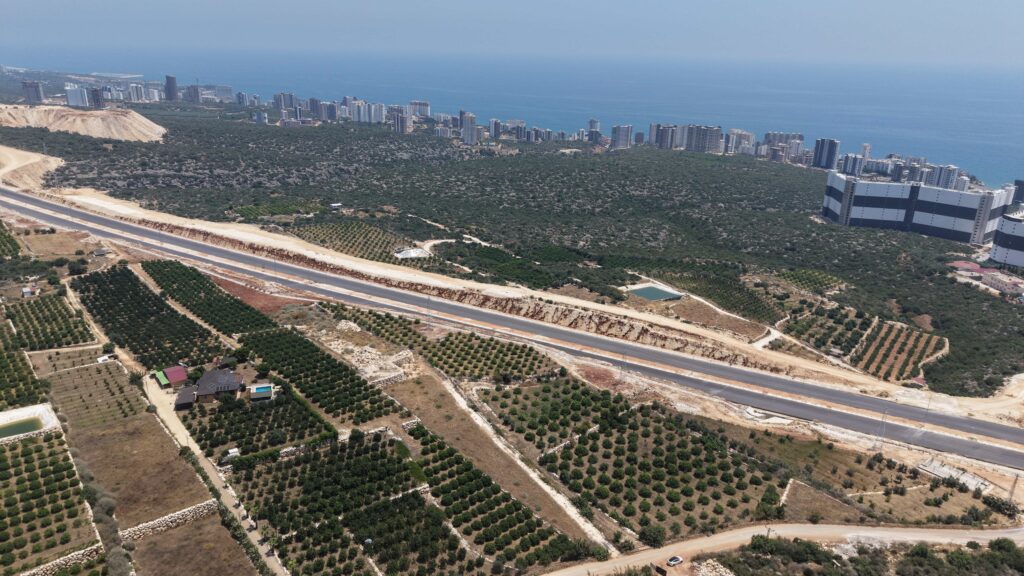 Mersin Erdemli Ayaş Yemişkumu Satılık Deniz Manzaralı Tarla