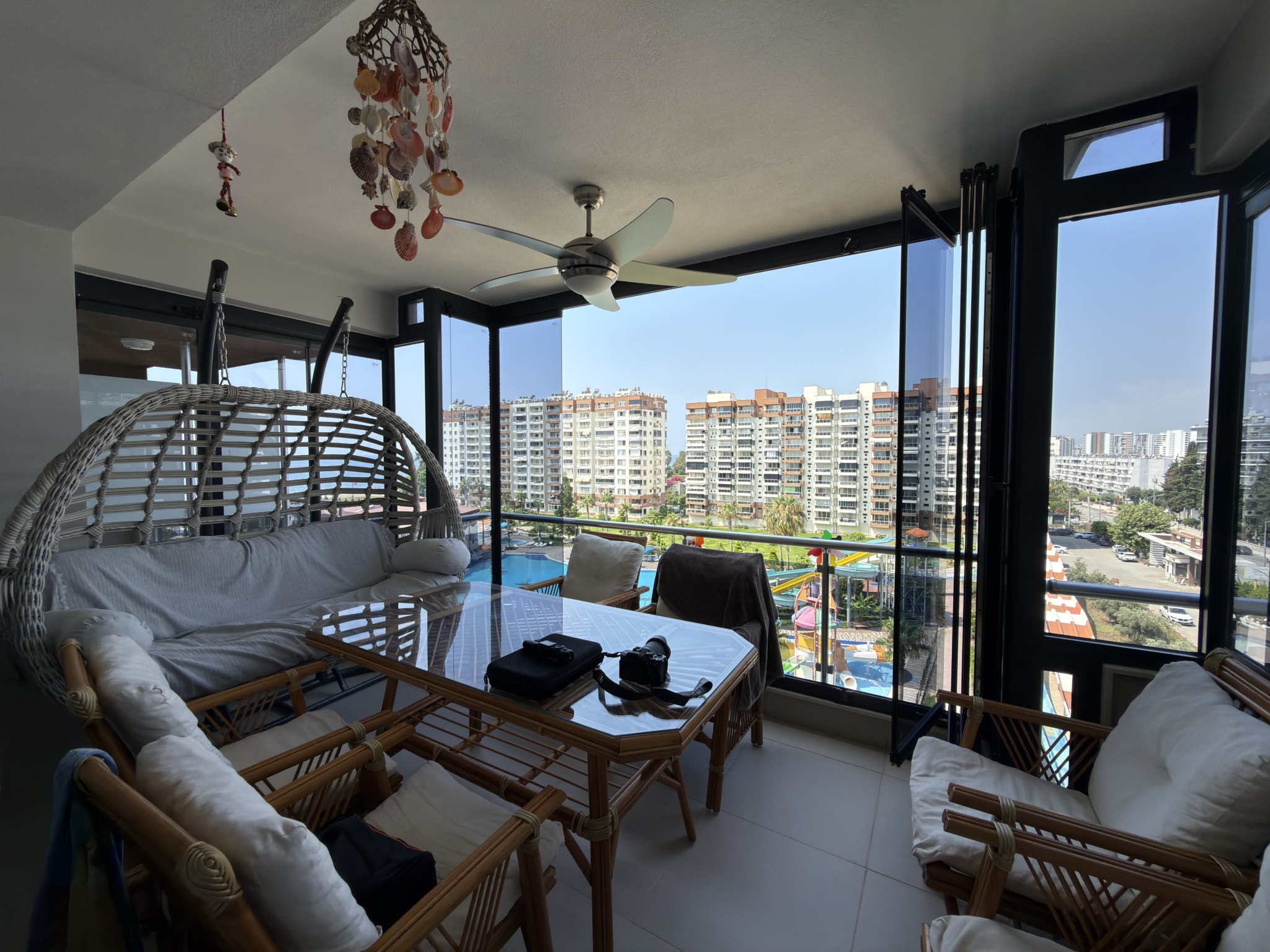 IMG_6567 Mersin Erdemli Kargıpınarı Denize Sıfır Liparis Sunlife Eşyalı Satılık Deniz Manzaralı 2+1 Daire