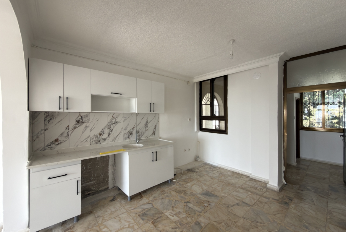 Mersin Erdemli Denize Sıfır Erciyes Sitesi Kiralık 2+1 Deniz Manzaralı Daire